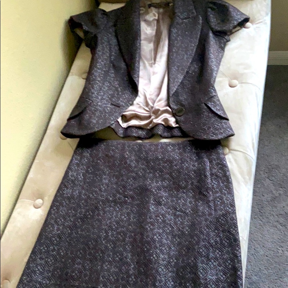 Designer short sleeve suit jacket and skirt